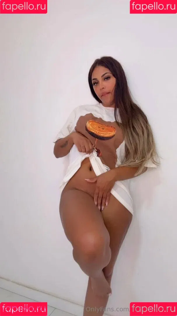 sofiamorenox / sofiemorenox Onlyfans Photo Gallery 