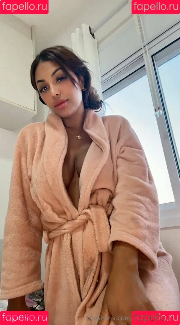 sofiamorenox / sofiemorenox Onlyfans Photo Gallery 