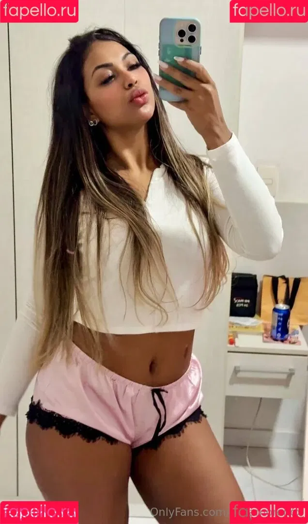sofiamorenox / sofiemorenox Onlyfans Photo Gallery 