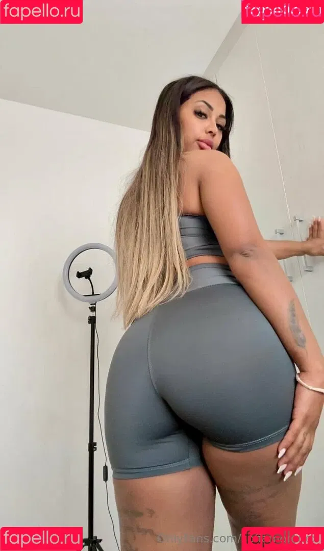 sofiamorenox / sofiemorenox Onlyfans Photo Gallery 
