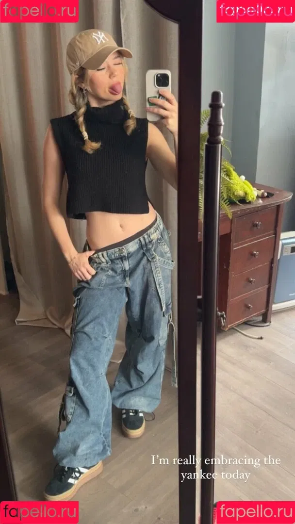 Brec Bassinger / brec_bassinger / brecbassinger Onlyfans Photo Gallery 