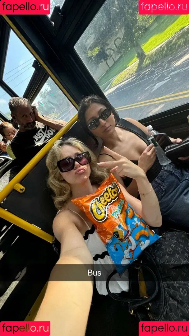 Brec Bassinger / brec_bassinger / brecbassinger Onlyfans Photo Gallery 