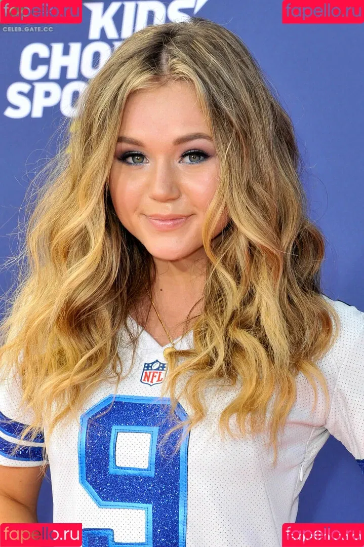 Brec Bassinger / brec_bassinger / brecbassinger Onlyfans Photo Gallery 