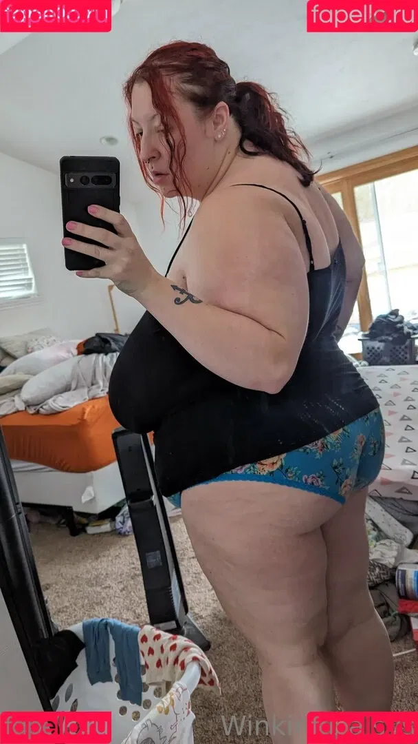 busty mara / winking.daisys / winkingdaisys Onlyfans Photo Gallery 