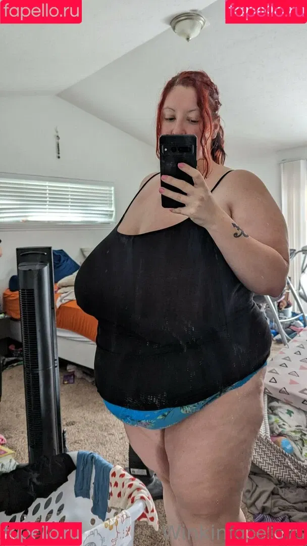 busty mara / winking.daisys / winkingdaisys Onlyfans Photo Gallery 