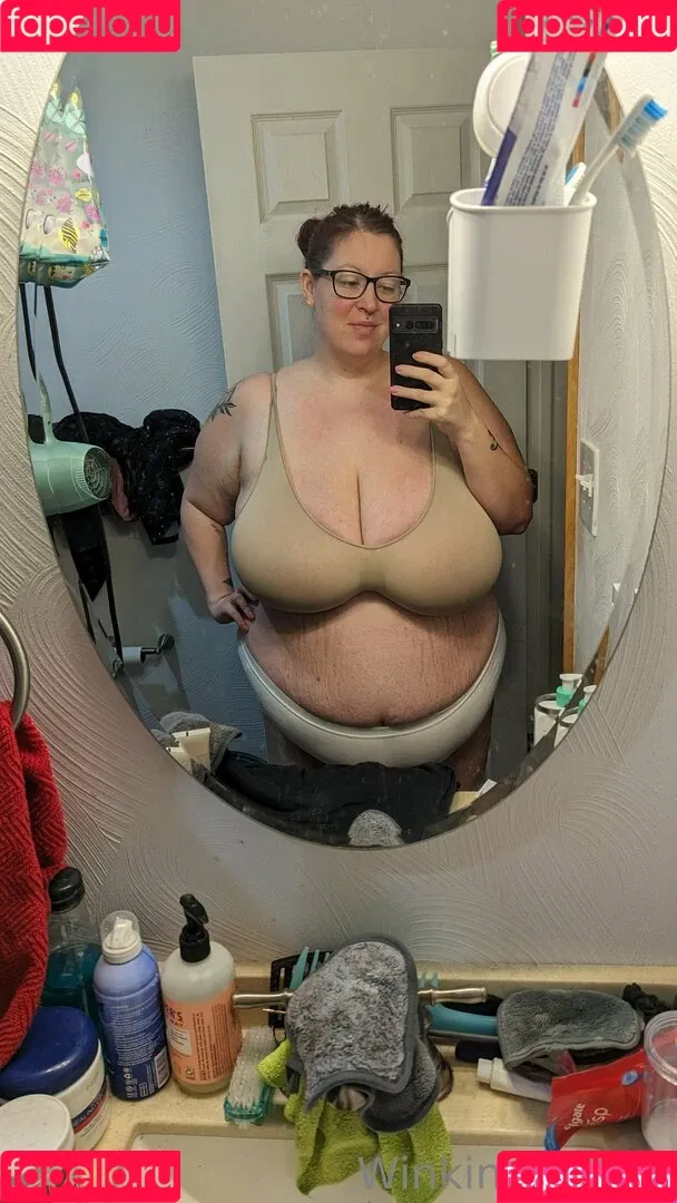 busty mara / winking.daisys / winkingdaisys Onlyfans Photo Gallery 