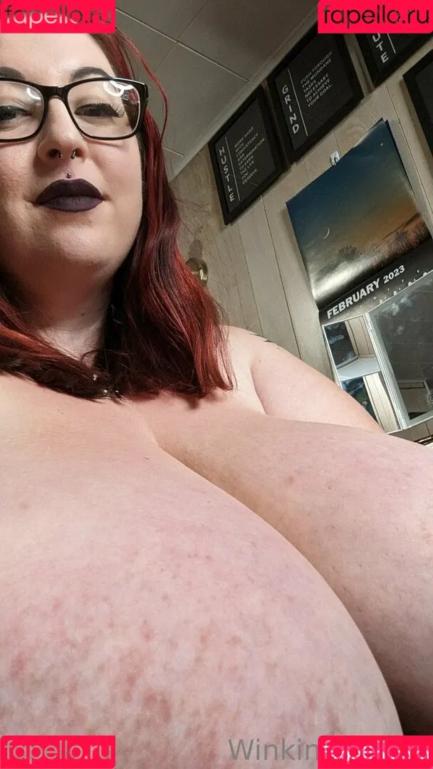 busty mara / winking.daisys / winkingdaisys Onlyfans Photo Gallery 