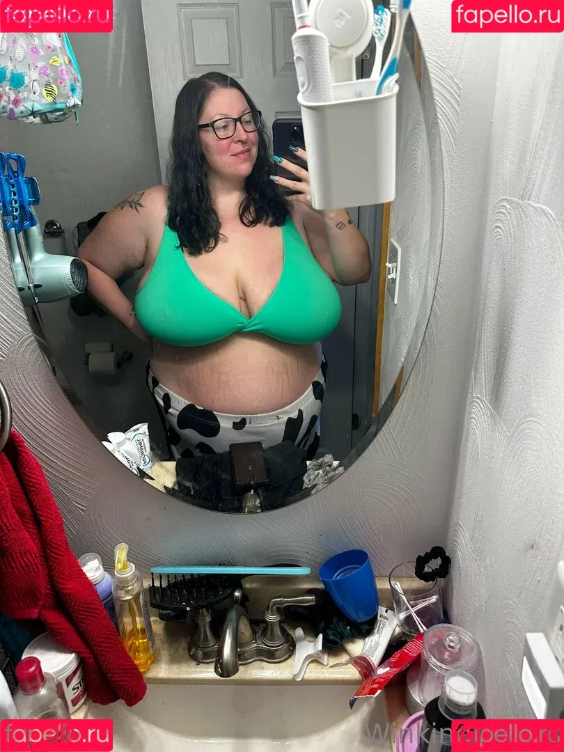 busty mara / winking.daisys / winkingdaisys Onlyfans Photo Gallery 