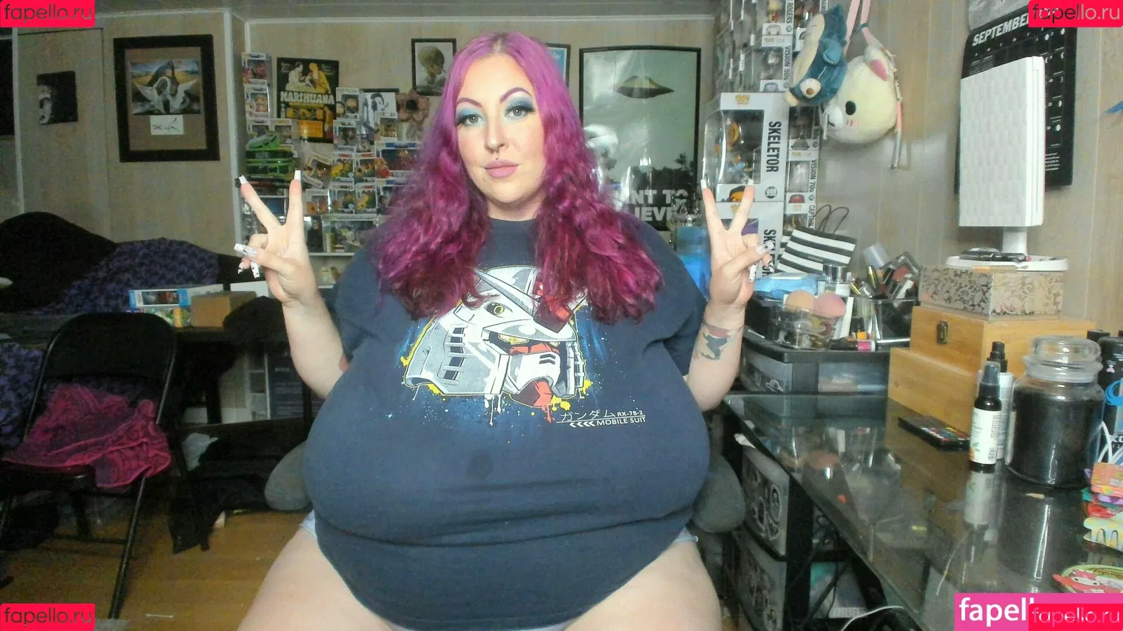 busty mara / winking.daisys / winkingdaisys Onlyfans Photo Gallery 