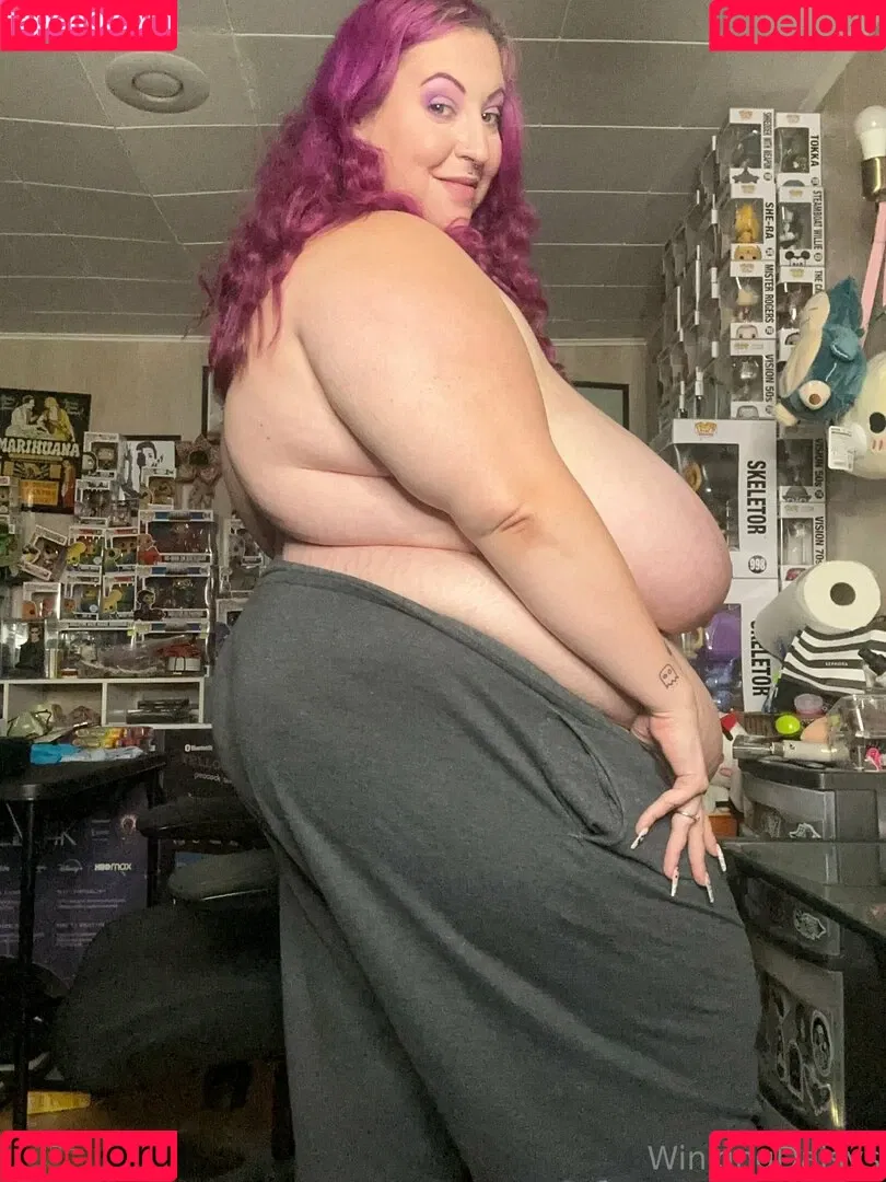 busty mara / winking.daisys / winkingdaisys Onlyfans Photo Gallery 