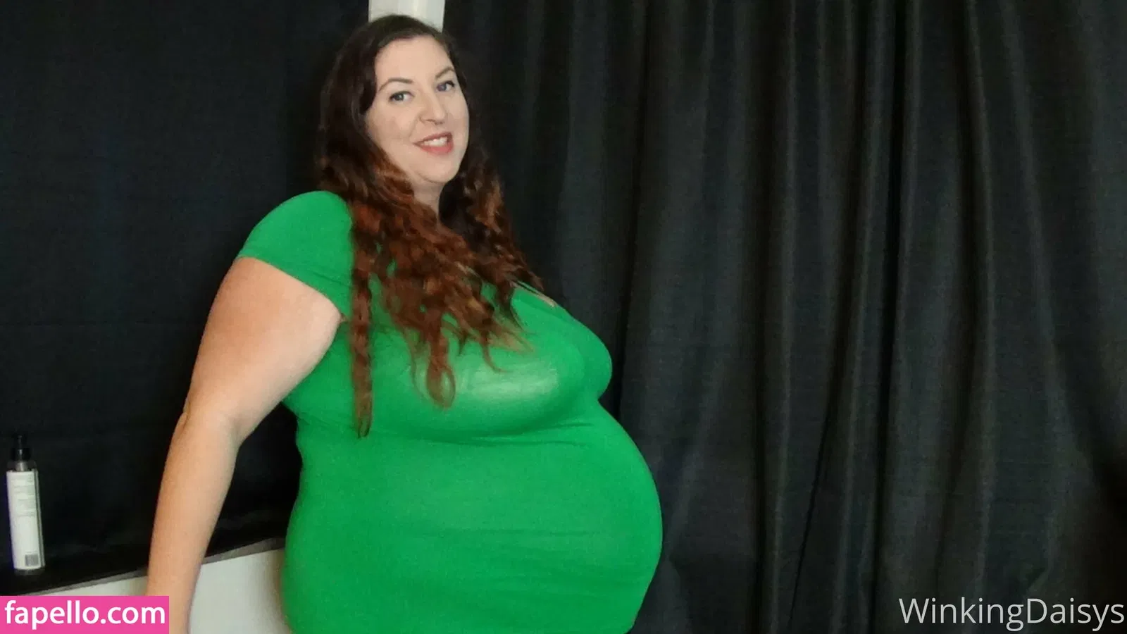 busty mara / winking.daisys / winkingdaisys Onlyfans Photo Gallery 