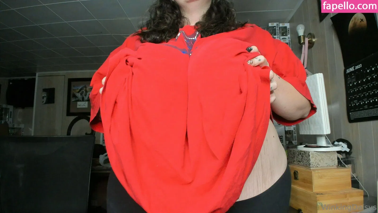 busty mara / winking.daisys / winkingdaisys Onlyfans Photo Gallery 