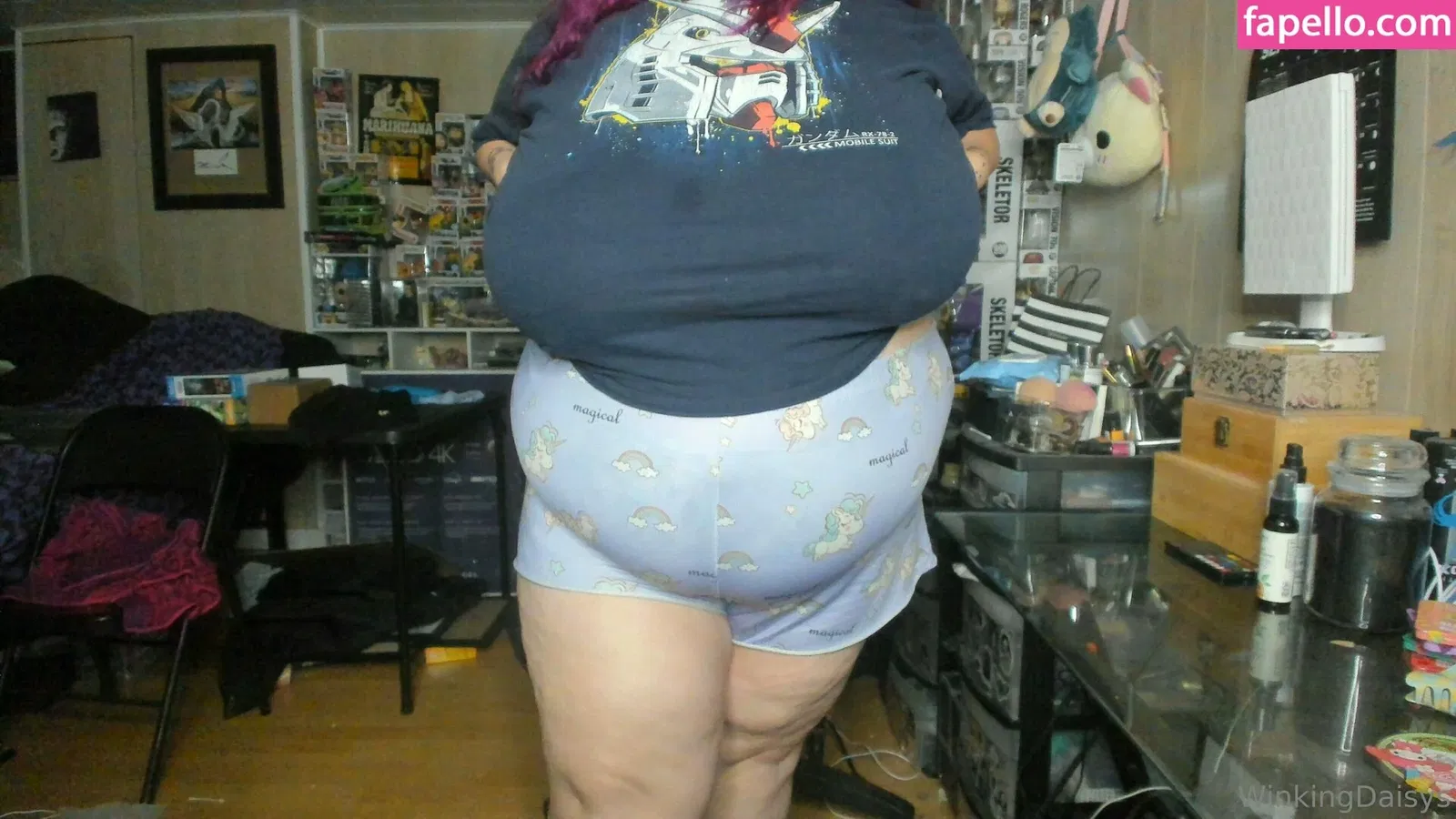 busty mara / winking.daisys / winkingdaisys Onlyfans Photo Gallery 