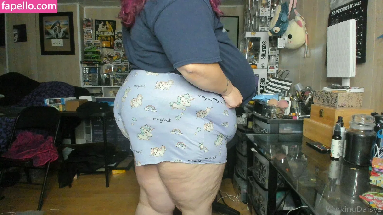 busty mara / winking.daisys / winkingdaisys Onlyfans Photo Gallery 