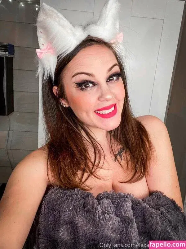 Kara Capri / https: / karacaprivip / thekaracapri Onlyfans Photo Gallery 