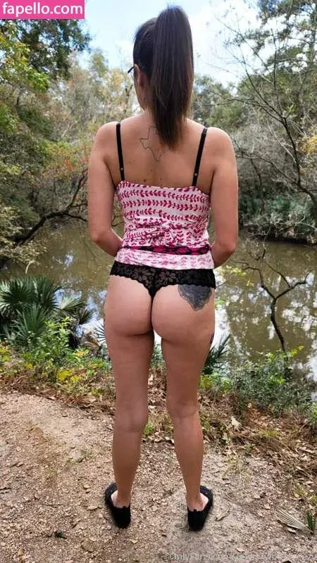 Kara Capri / https: / karacaprivip / thekaracapri Onlyfans Photo Gallery 