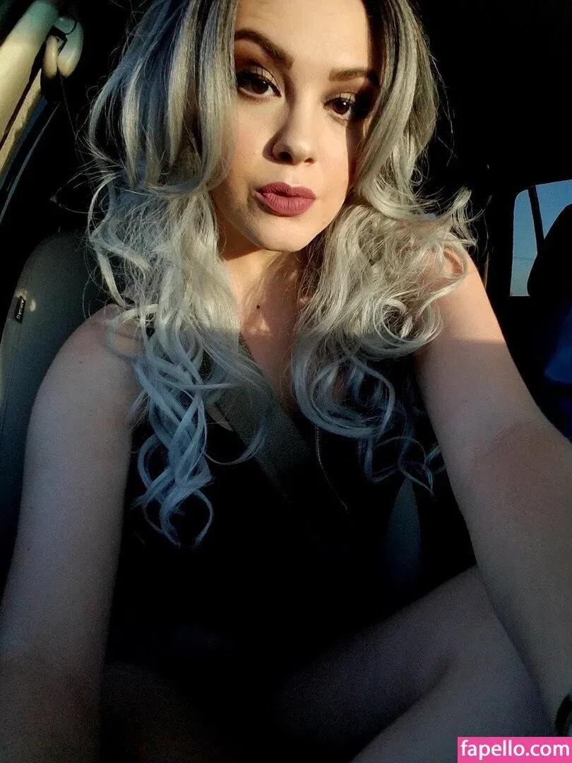 Kara Capri / https: / karacaprivip / thekaracapri Onlyfans Photo Gallery 