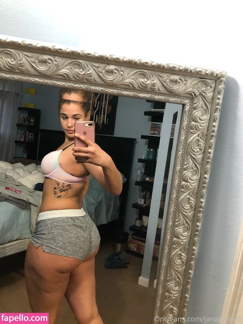 janaegirard / janaevic Onlyfans Photo Gallery 