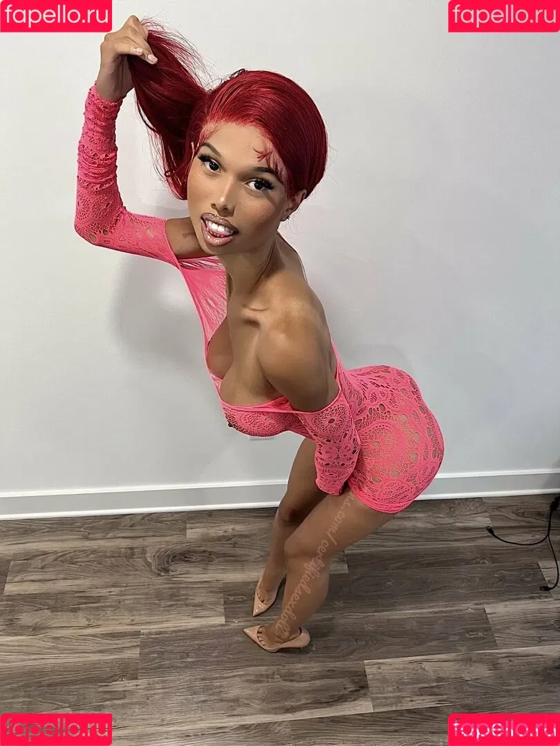 Certifiedsexdoll / https: / sultryism Onlyfans Photo Gallery 
