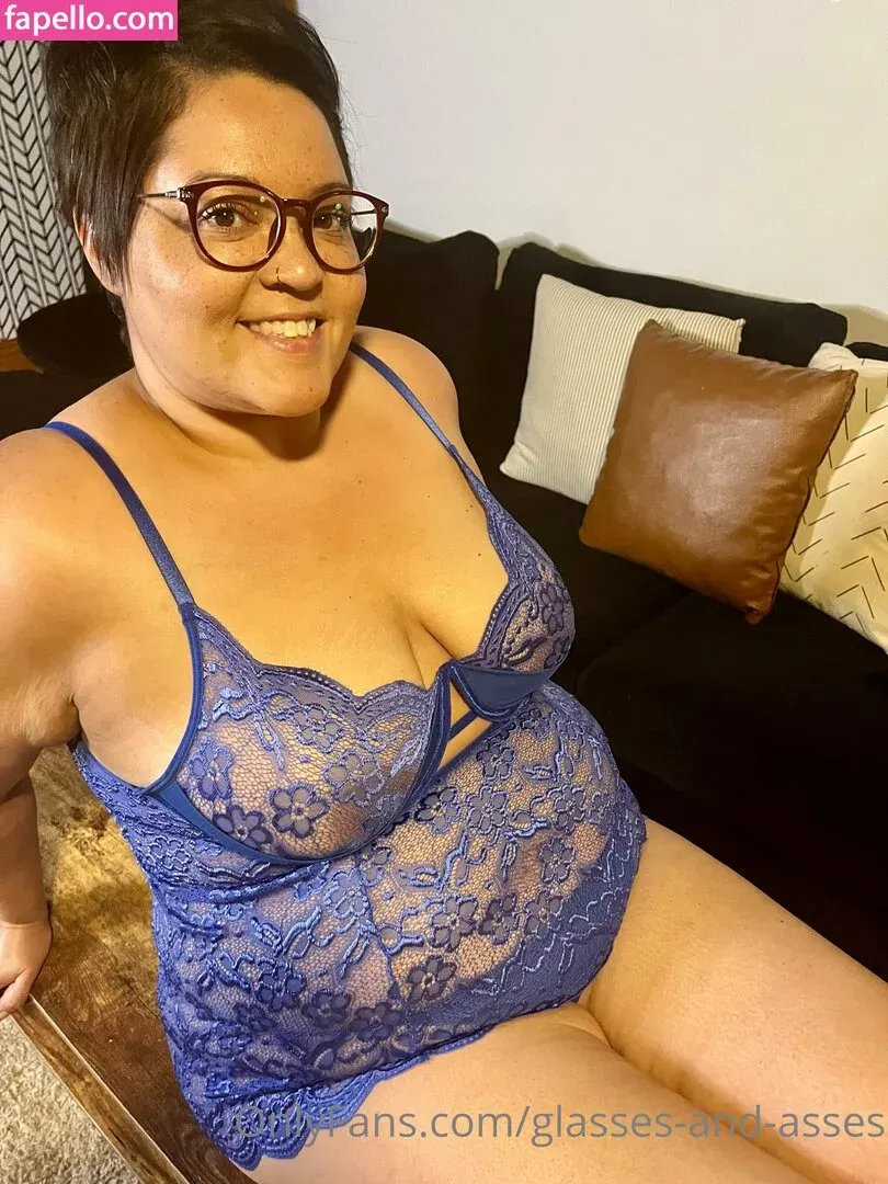 glasses-and-asses / glassesandasses Onlyfans Photo Gallery 