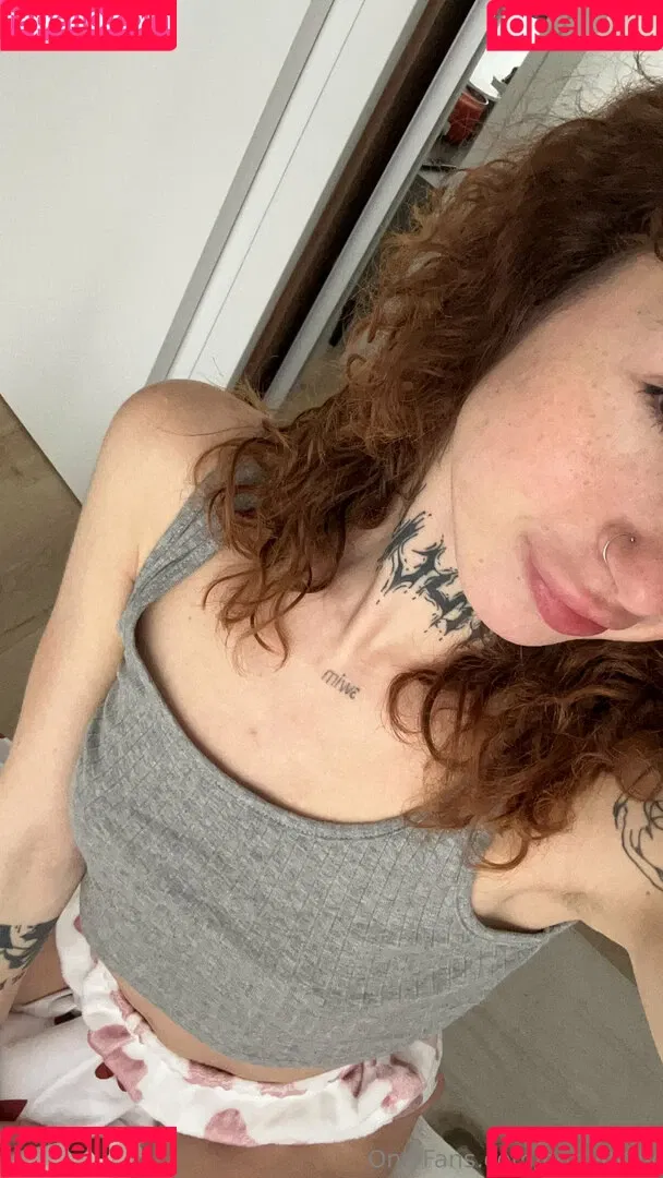 curlypolly / thecurlypolly Onlyfans Photo Gallery 