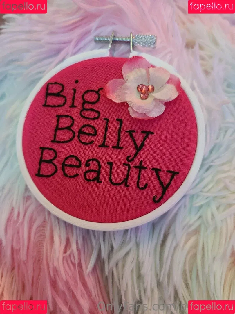 bellabelly Onlyfans Photo Gallery 