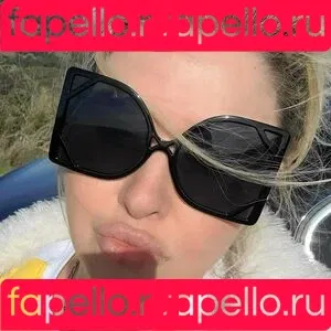 bellabelly Onlyfans Photo Gallery 