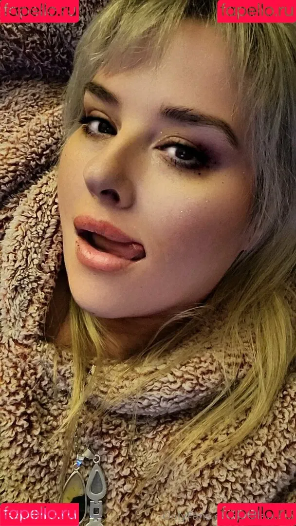bellabelly Onlyfans Photo Gallery 