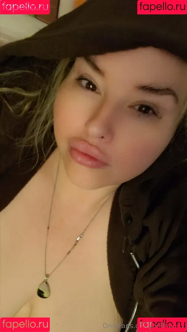bellabelly Onlyfans Photo Gallery 