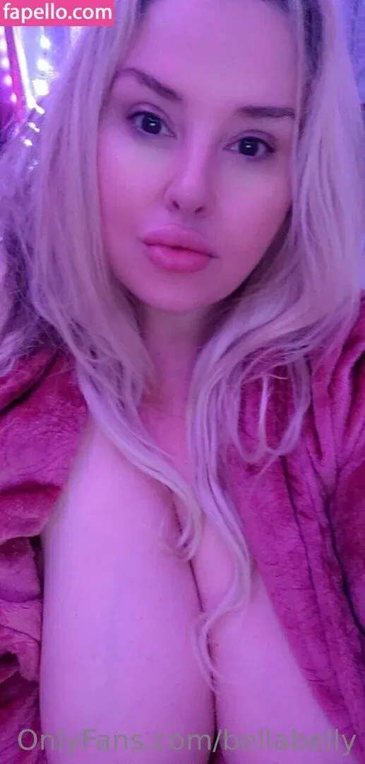 bellabelly Onlyfans Photo Gallery 