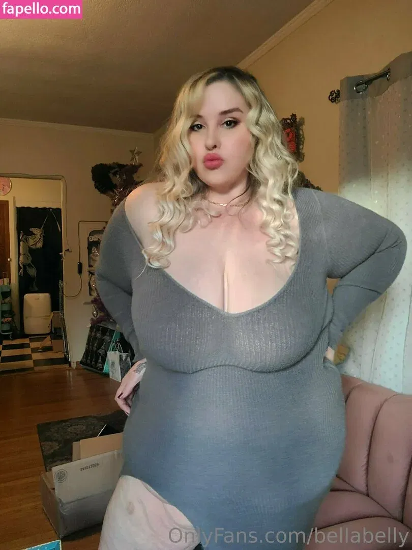 bellabelly Onlyfans Photo Gallery 