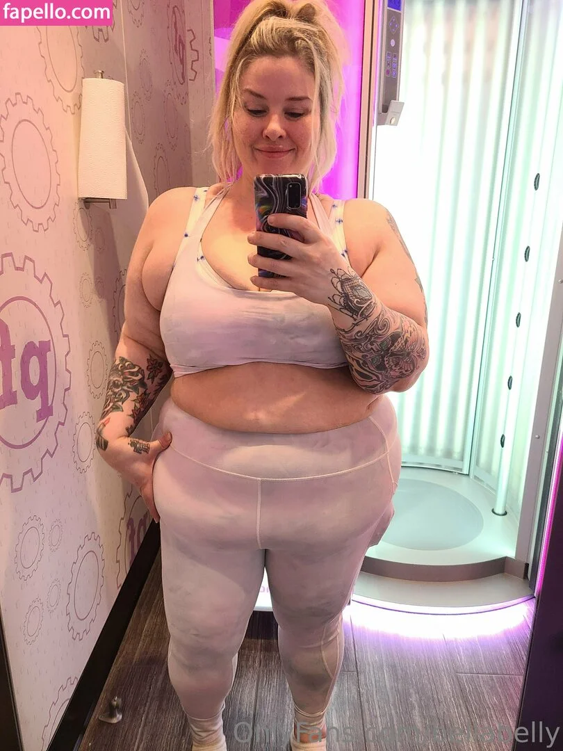 bellabelly Onlyfans Photo Gallery 