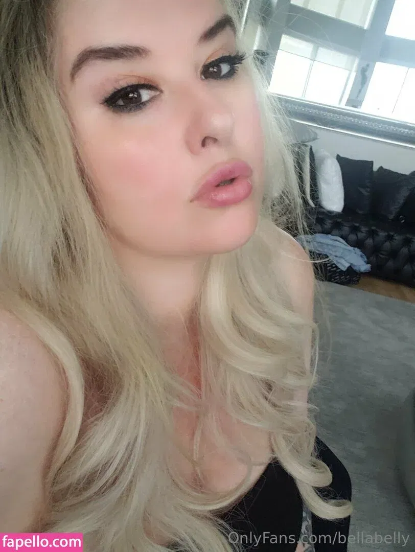bellabelly Onlyfans Photo Gallery 
