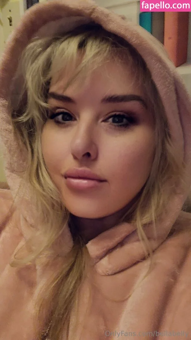 bellabelly Onlyfans Photo Gallery 