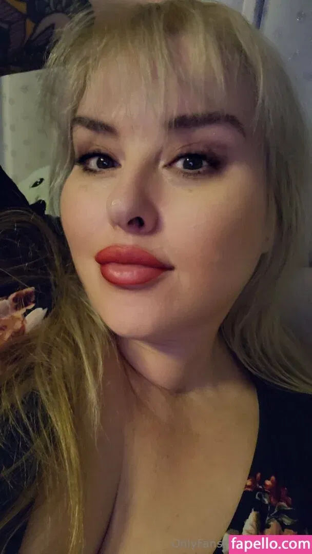 bellabelly Onlyfans Photo Gallery 