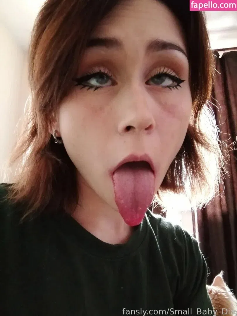 Small_Baby_Dia / small_baby54 Onlyfans Photo Gallery 