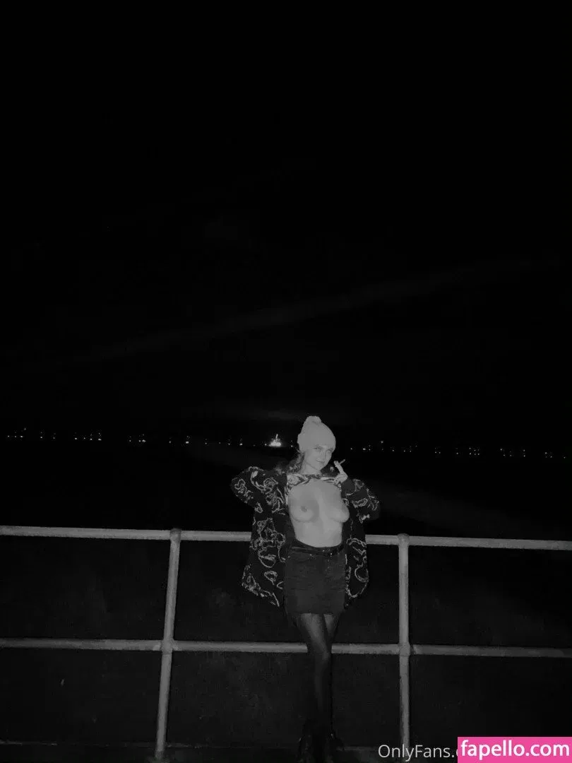 Alex Clark / Oreob4by / https: / itsoreob4by Onlyfans Photo Gallery 