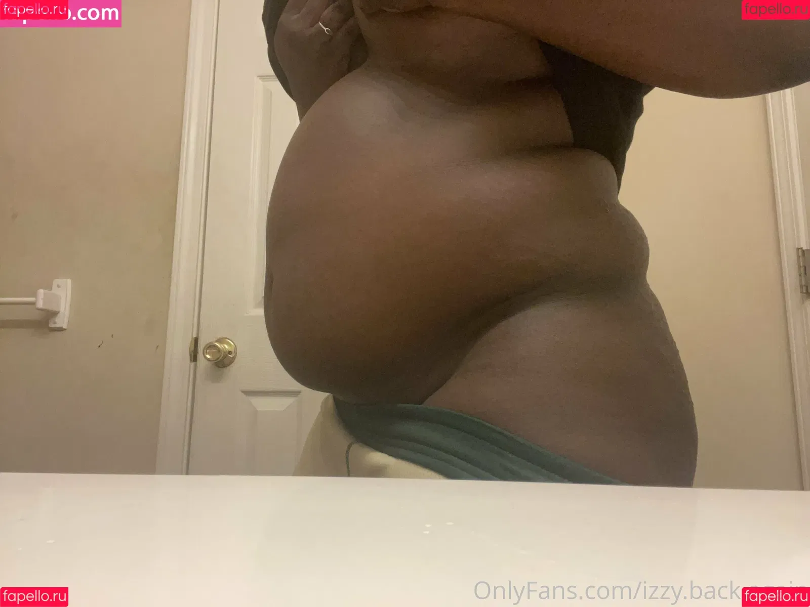 izzy.back.again / izzygoodkind Onlyfans Photo Gallery 