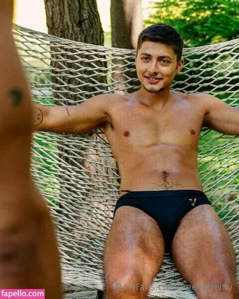 freeangel / freeangelriv Onlyfans Photo Gallery 