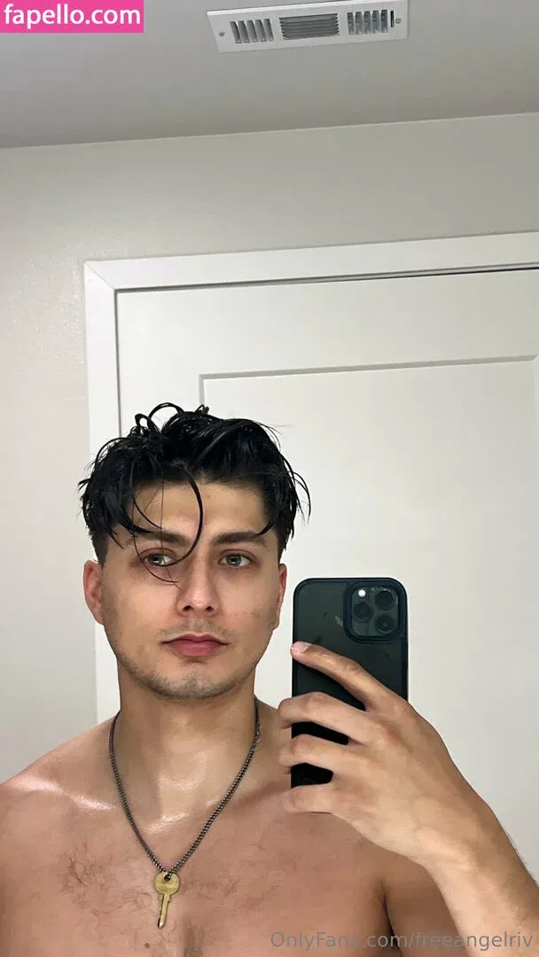 freeangel / freeangelriv Onlyfans Photo Gallery 