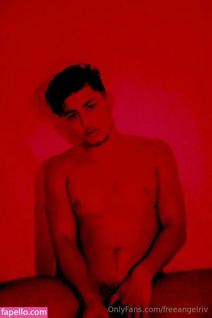 freeangel / freeangelriv Onlyfans Photo Gallery 