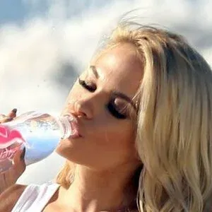 Dani Mathers / DaniMathers / missdanimathers Onlyfans Photo Gallery 