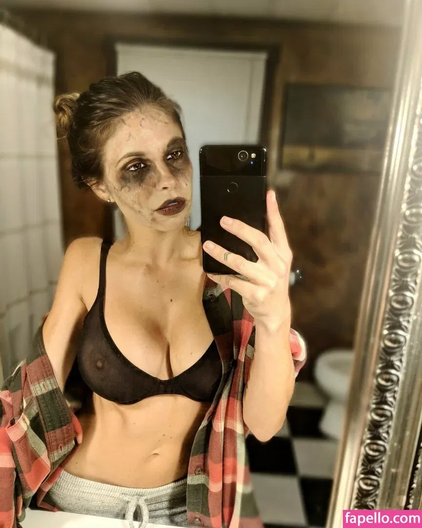 Dani Mathers / DaniMathers / missdanimathers Onlyfans Photo Gallery 