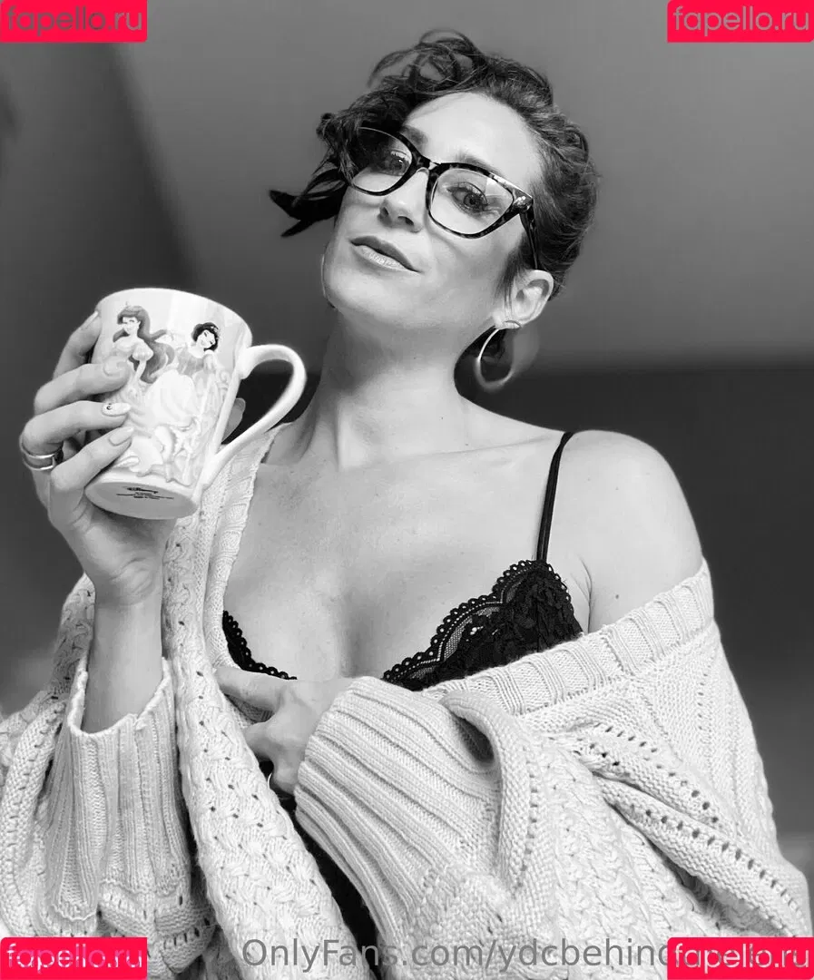 whatisthemaximumcapacityonthis / ydcbehindthelens Onlyfans Photo Gallery 