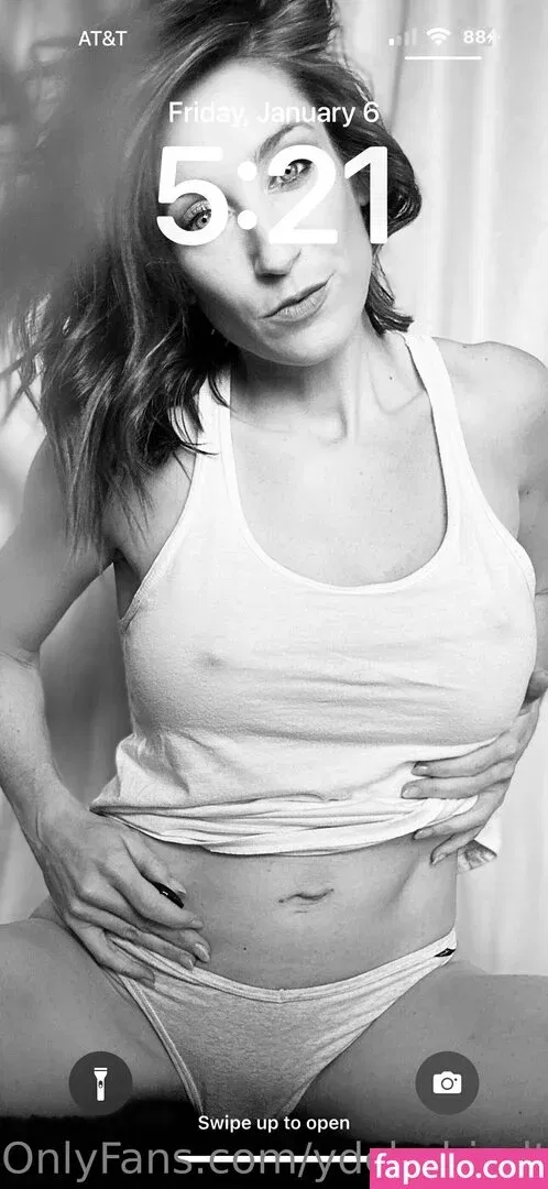 whatisthemaximumcapacityonthis / ydcbehindthelens Onlyfans Photo Gallery 