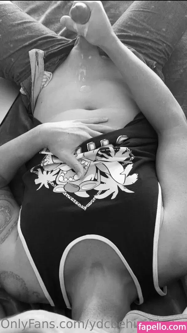 whatisthemaximumcapacityonthis / ydcbehindthelens Onlyfans Photo Gallery 