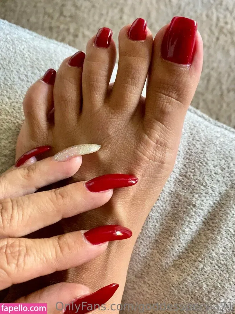 _godddesss / goddesspersia71 Onlyfans Photo Gallery 