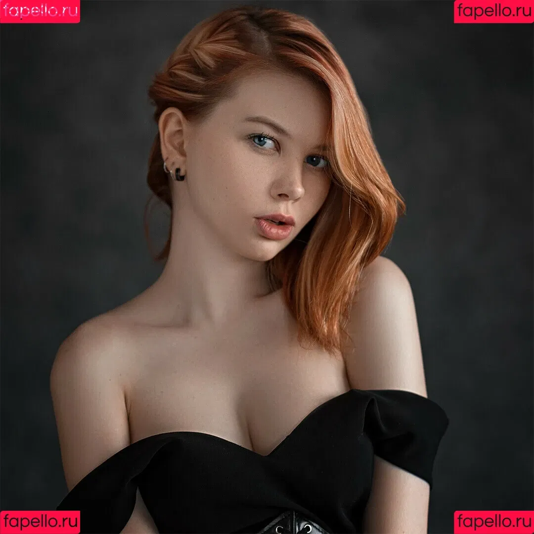 Alexandra Bessonova / Sishka14 / sishka Onlyfans Photo Gallery 