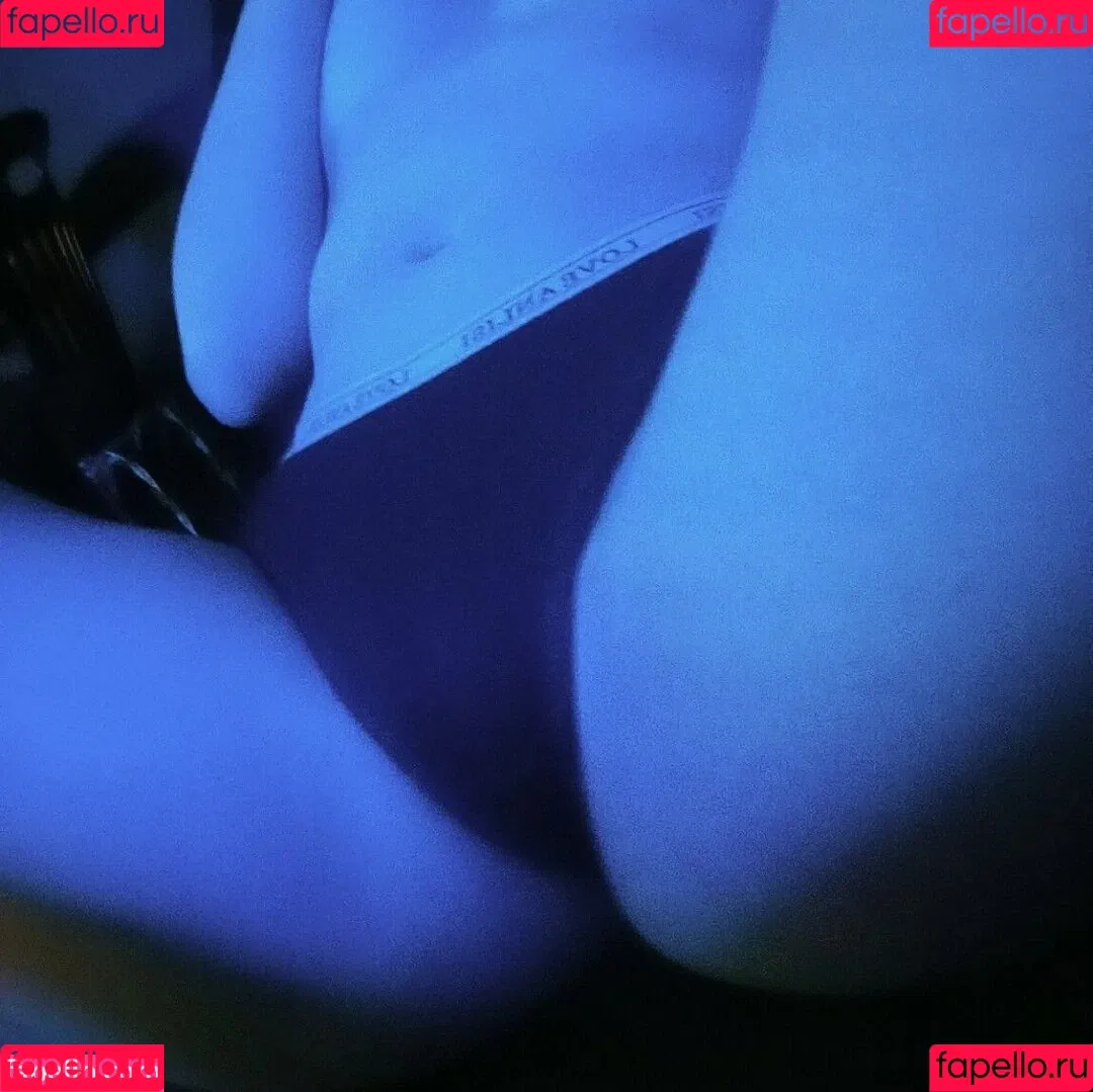 Alexandra Bessonova / Sishka14 / sishka Onlyfans Photo Gallery 