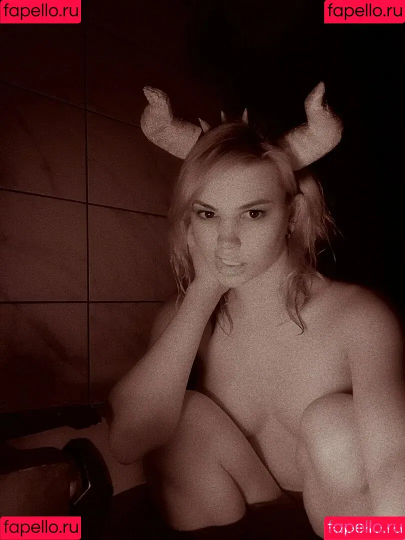 Alexandra Bessonova / Sishka14 / sishka Onlyfans Photo Gallery 